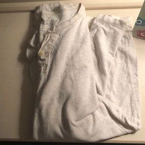 AE Tan Henley Sweater (LG)